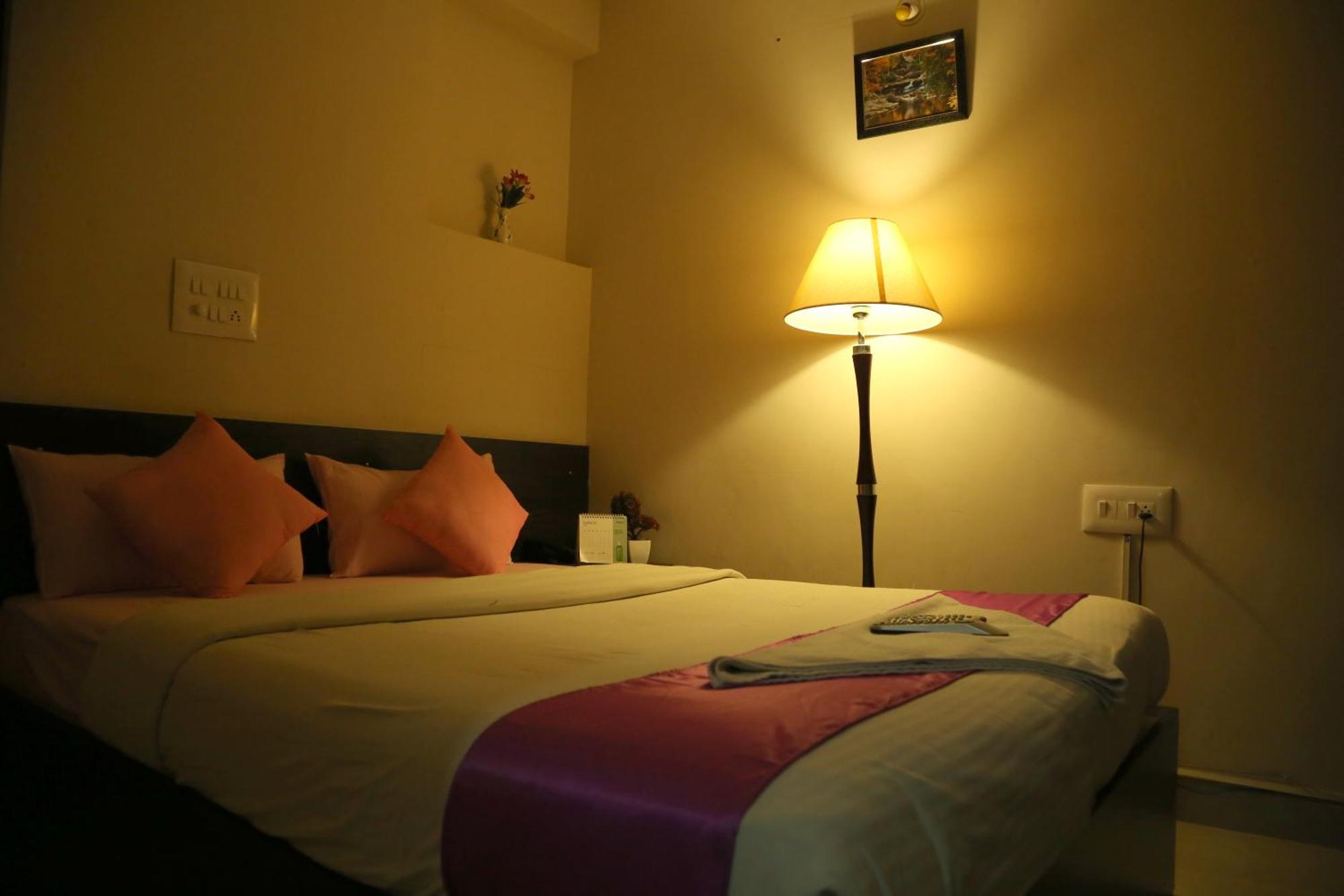 Orange Corner Hotel, Airport Pickup & Drop Available 24X7 Yelahanka Esterno foto